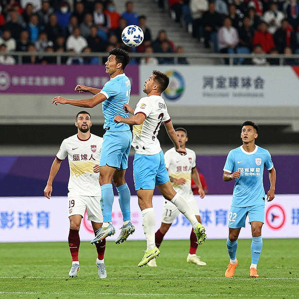 Aston Villa sa thải HLV Natalia Arroyo: Canh bạc sinh tồn giữa nhịp đập WSL
