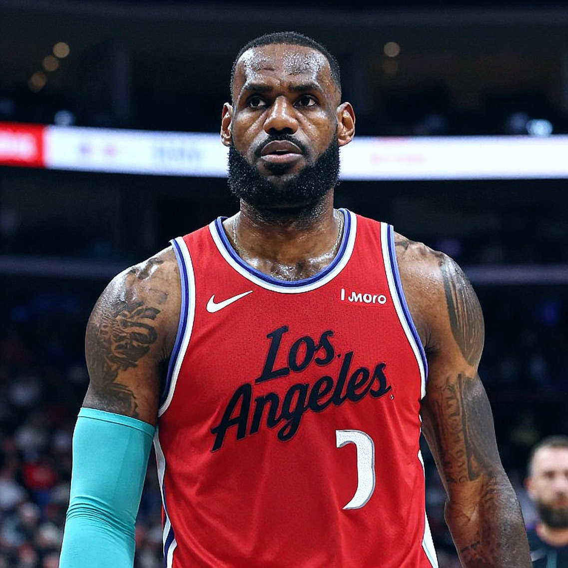 Bryant Dunston trở lại Olympiacos: Hợp đồng một năm và giới hạn của niềm hoài niệm Bryant Dunston trở lại Olympiacos: Hợp đồng một năm và giới hạn của niềm hoài niệm