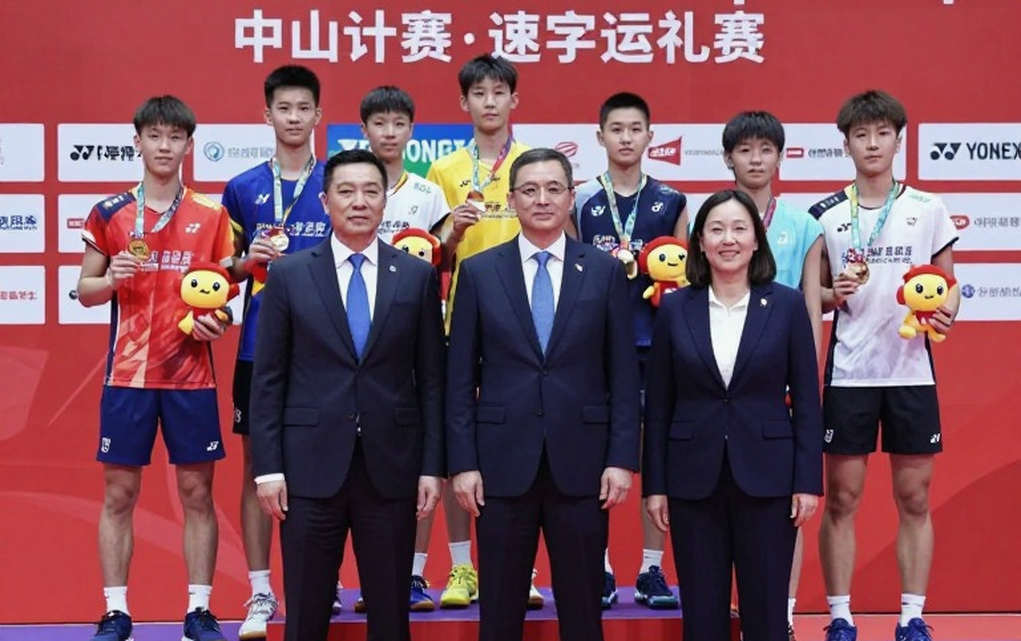 Trung Quốc hạ mục tiêu cầu lông Asian Games 2026 xuống hai huy chương vàng: đọc phần chìm của một bản tin hành chính