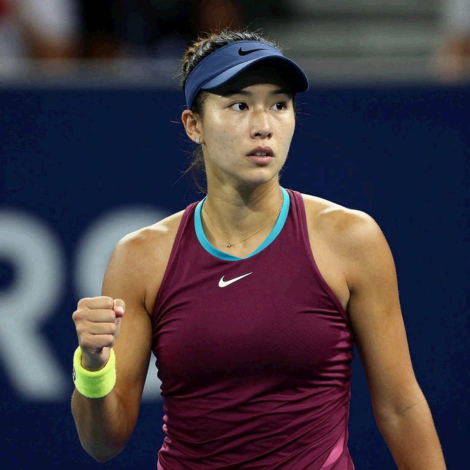 Sabalenka và bí mật trang sức New York: Khi chuỗi 15 trận thắng US Open chạm trán áp lực số 1 Sabalenka và bí mật trang sức New York: Khi chuỗi 15 trận thắng US Open chạm trán áp lực số 1