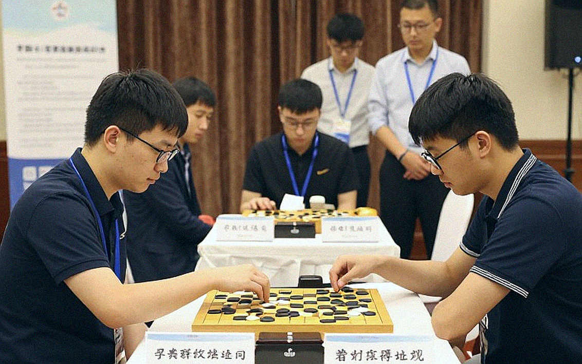 Cô bé 11 tuổi ở bàn số một Olympiad cờ vua 2026: Bodhana Sivanandan và nước 3.Bc4 gây tranh cãi
