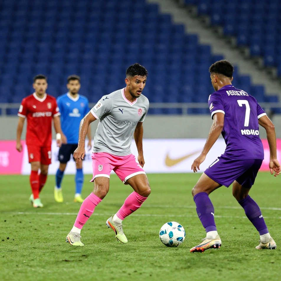 CA TPHCM 1-0 Thể Công Viettel: một pha đẩy bóng, một tấm thẻ đỏ và giới hạn của VAR