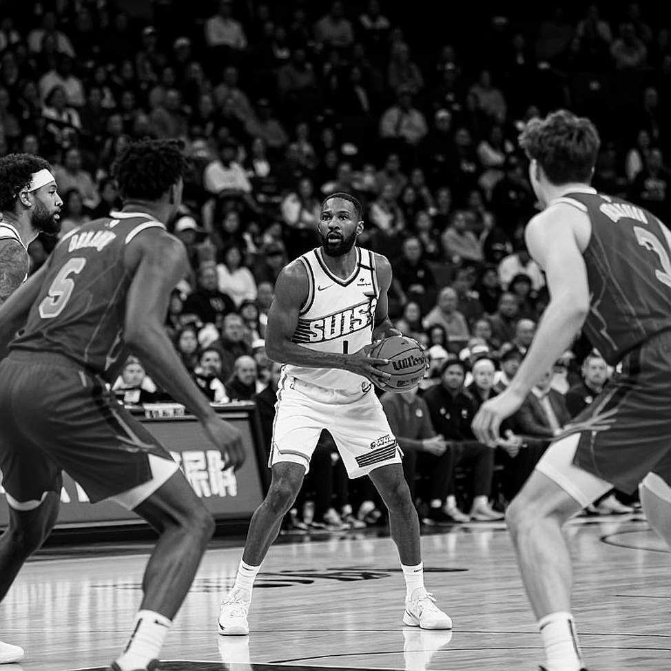 Efes Beat Lokomotiv Kuban 85-74: Eight Double-Digit Scorers and the Open Question About Dario Saric