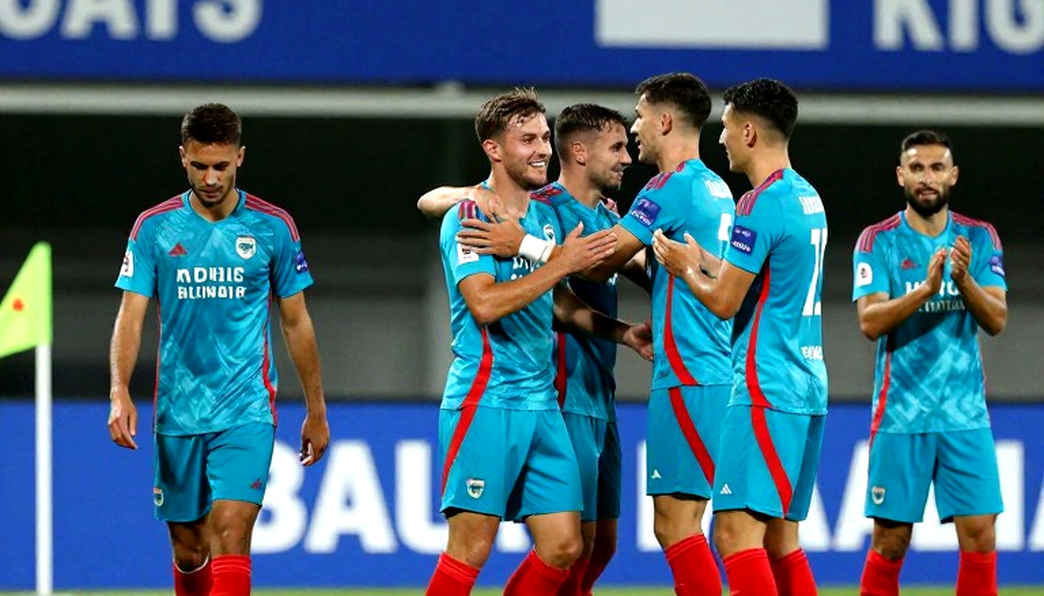 Phí ký kết tự do: khoản tiền V.League không dám gọi tên
