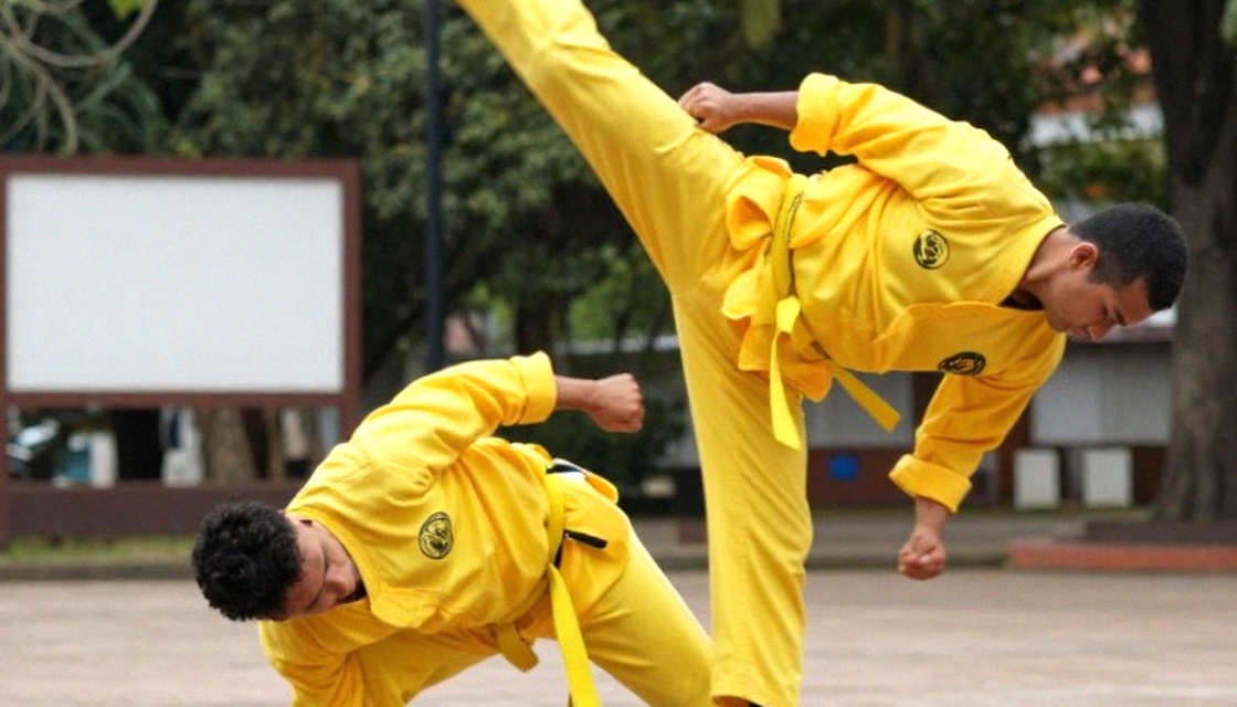 Dinh Van Tam, the Asiad 20 Silver, and the Left Knee Nobody Wants to Mention Dinh Van Tam, the Asiad 20 Silver, and the Left Knee Nobody Wants to Mention