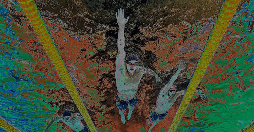 McEvoy hạ kỷ lục World Cup 50m tự do tại Tashkent: 20,13 giây, một lượt xoay và khoảng cách 0,23 giây với Crooks