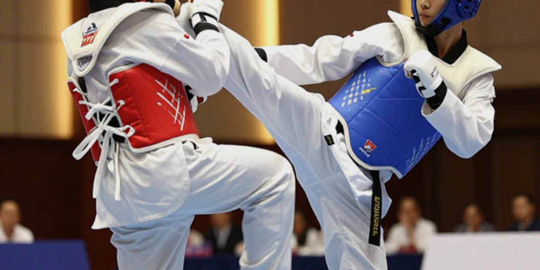 Ngất trong phòng tắm hơi trước tứ kết Asian Games 2026: giới hạn sinh học của hạng 77 kg