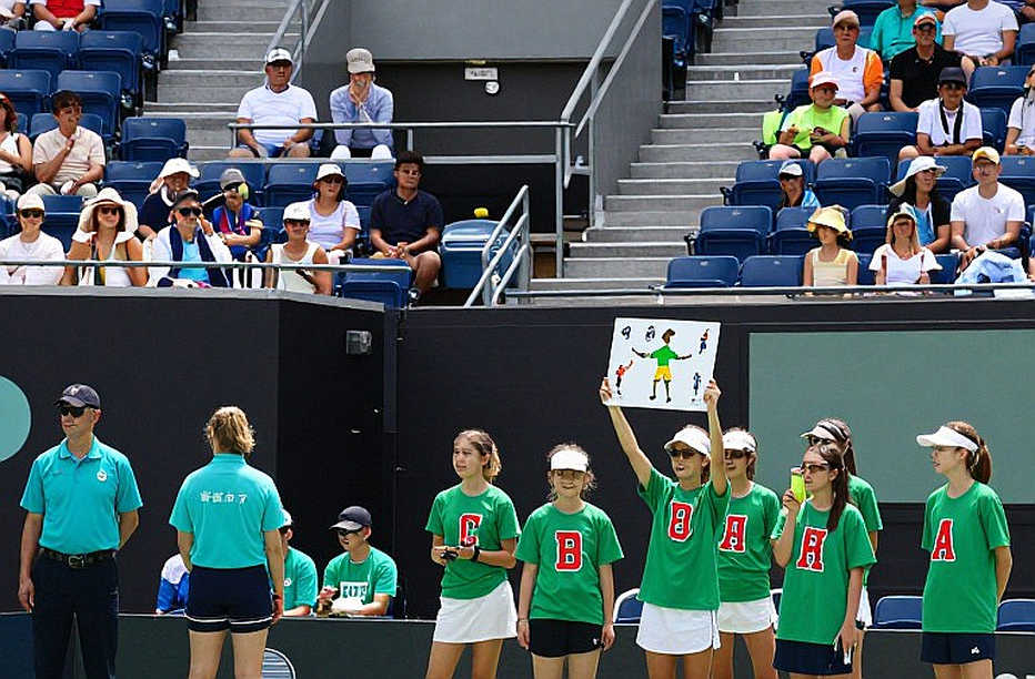 Từ 4% đến ngôi vô địch: dữ liệu ba set cuối của Sinner tại Australian Open 2026